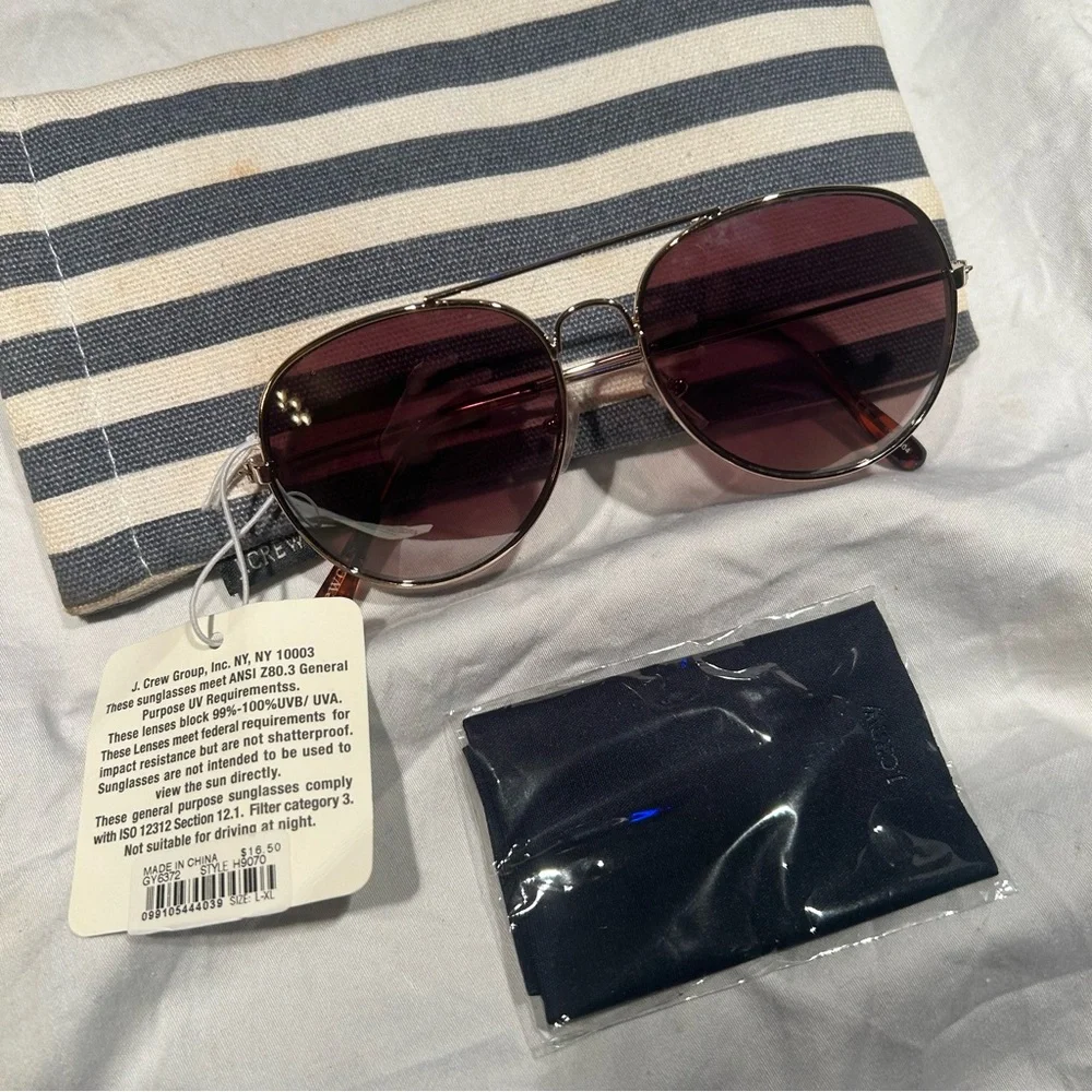 Jcrew Crewcuts kids aviator sunglasses with case